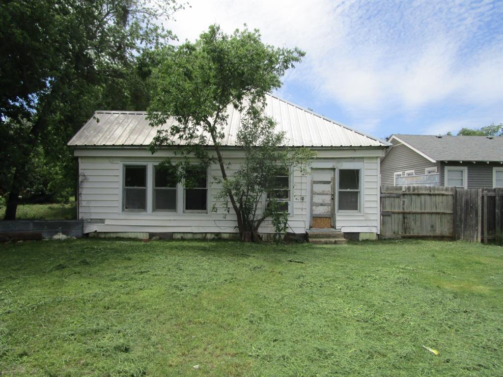 1812 8th Street Property Photo 6