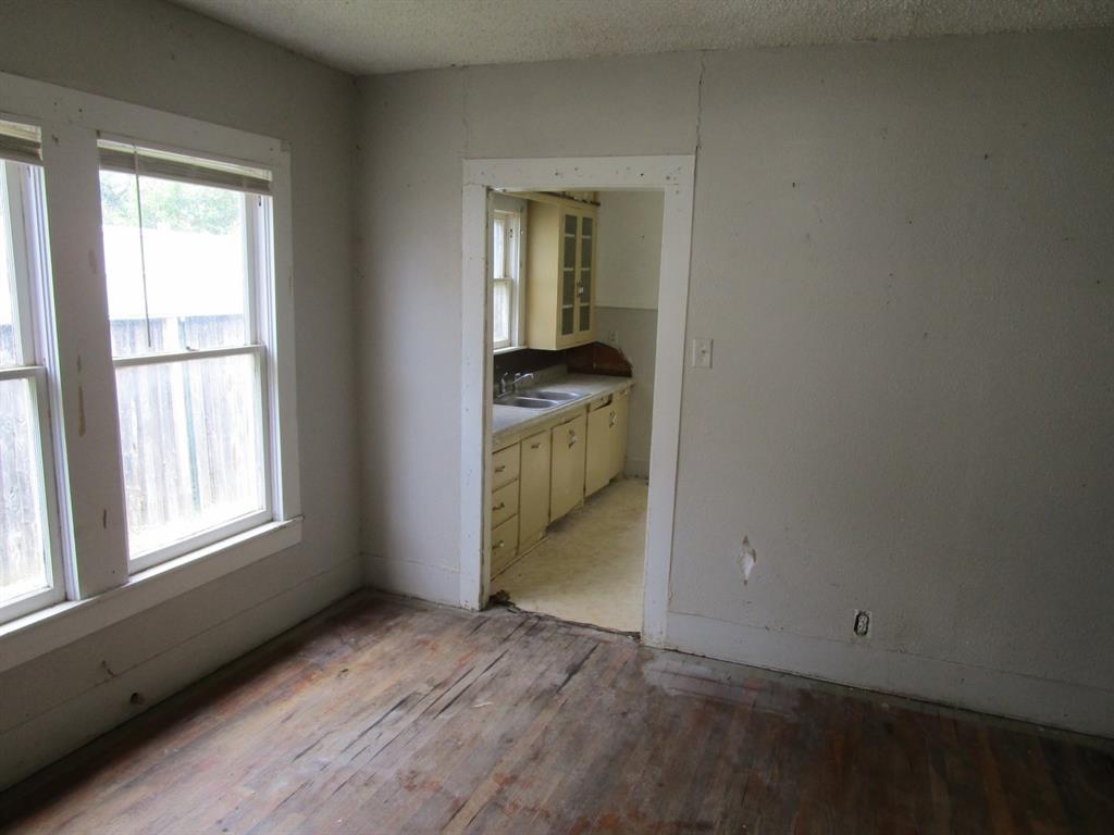 1812 8th Street Property Photo 10