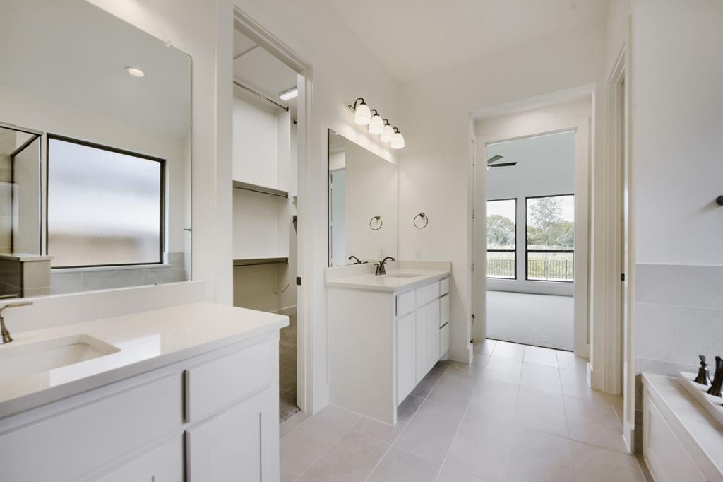 11465 Wulstone Drive Property Photo 15