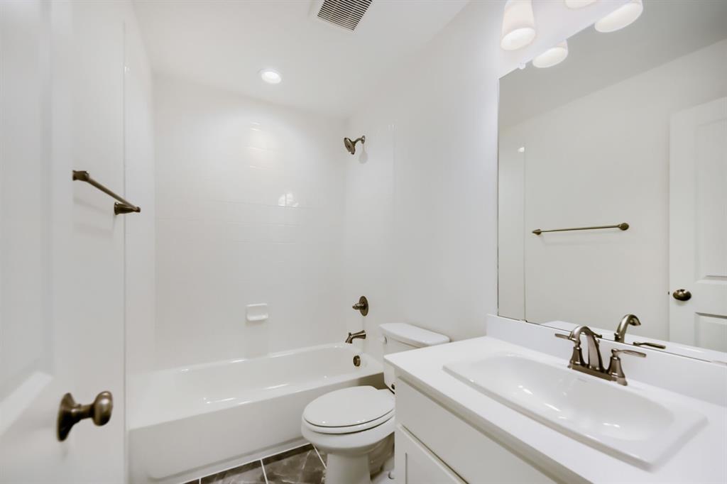 11465 Wulstone Drive Property Photo 23