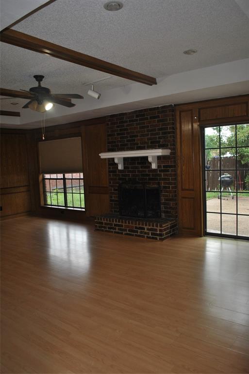 1902 Aspen Drive Property Photo 2