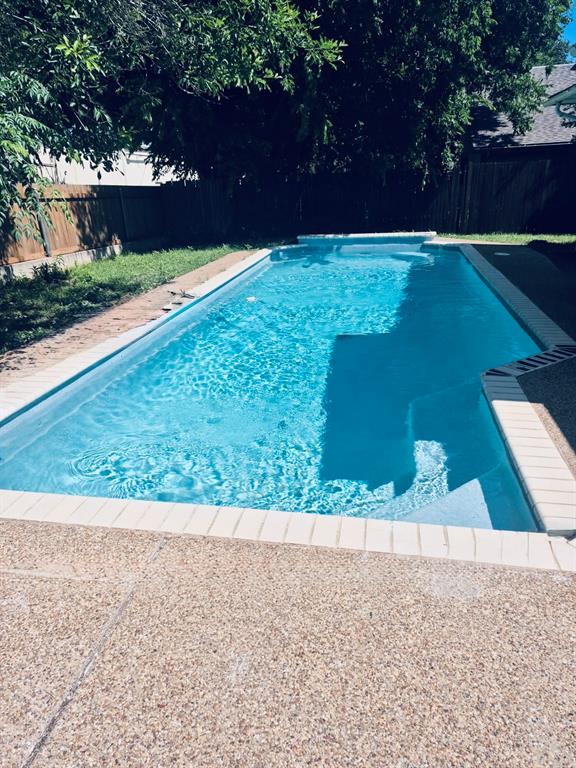 1902 Aspen Drive Property Photo 4