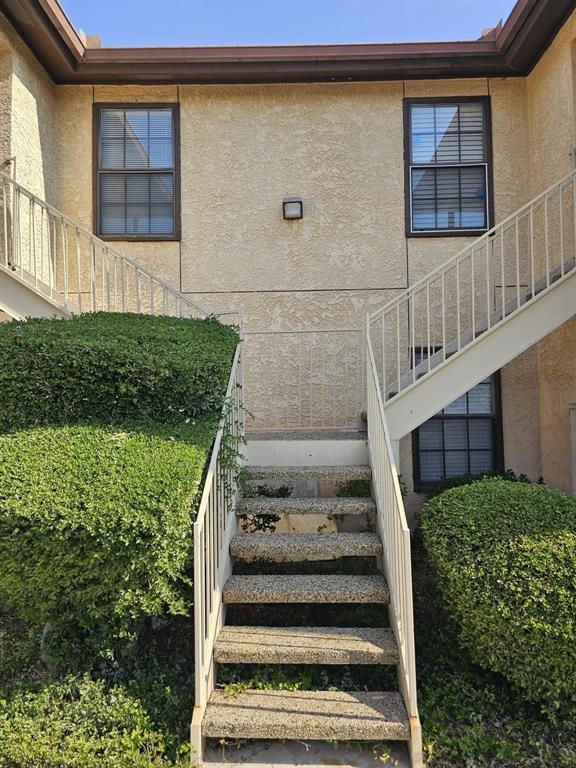 1728 Crest Point Drive Property Photo 8