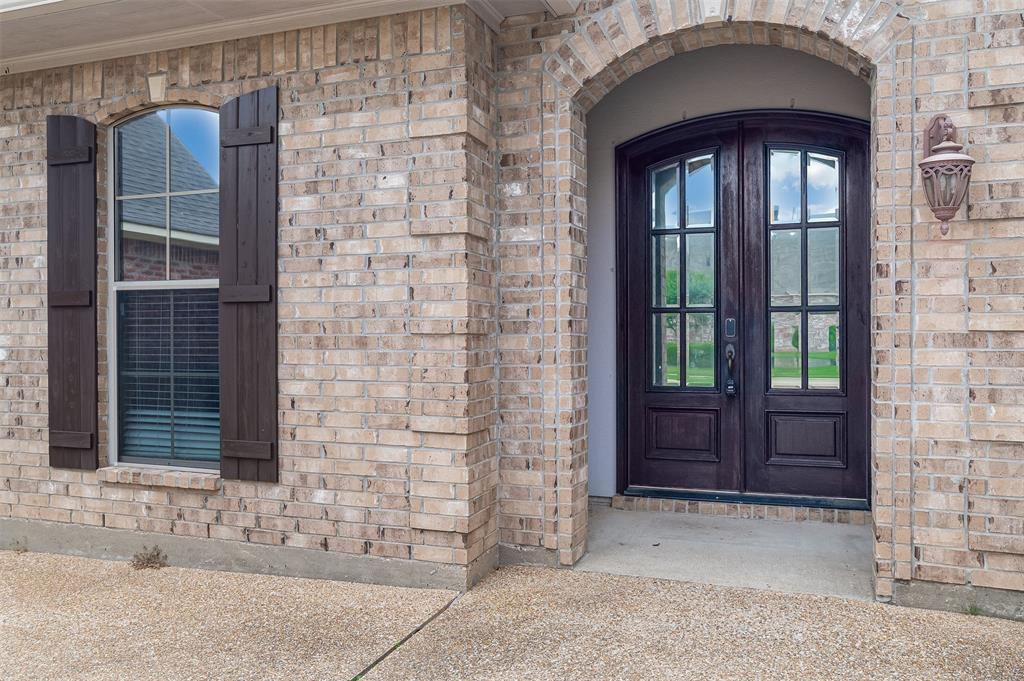 9329 S Plaquemine Drive Property Photo 3