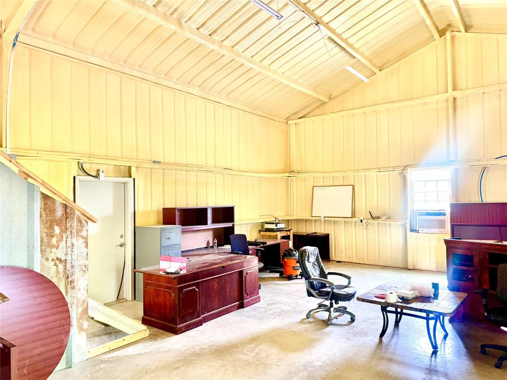 2377 Fm 36 Property Photo 18