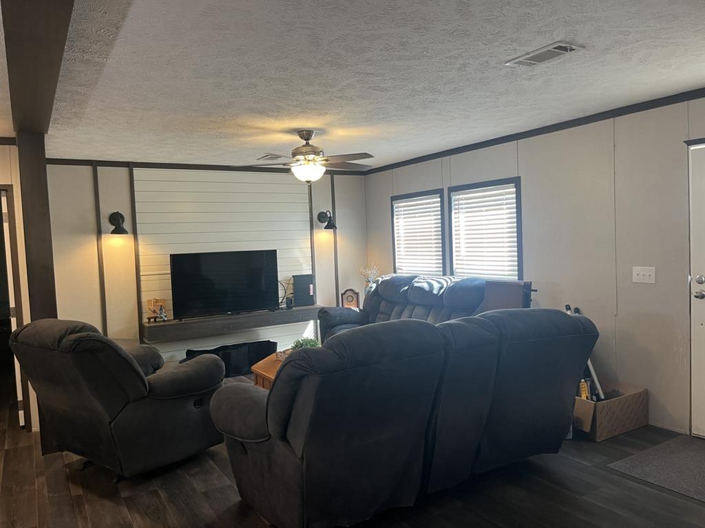 440 Fm 44 Property Photo 12