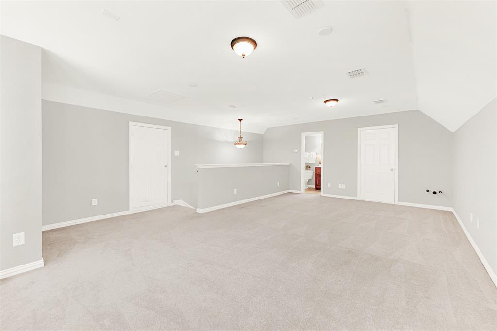 1020 Oriole Drive Property Photo 33