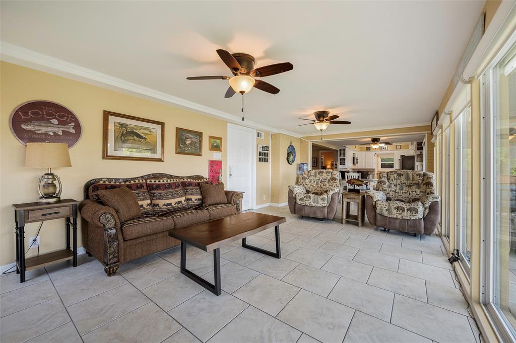 256 Whispering Oaks Trail Property Photo 19