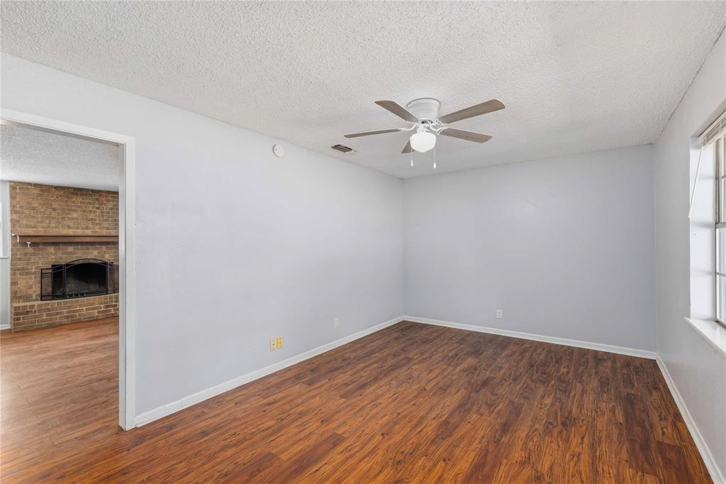 1715 Woodridge Street Property Photo 5