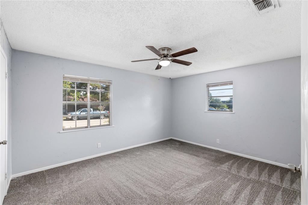 1715 Woodridge Street Property Photo 16