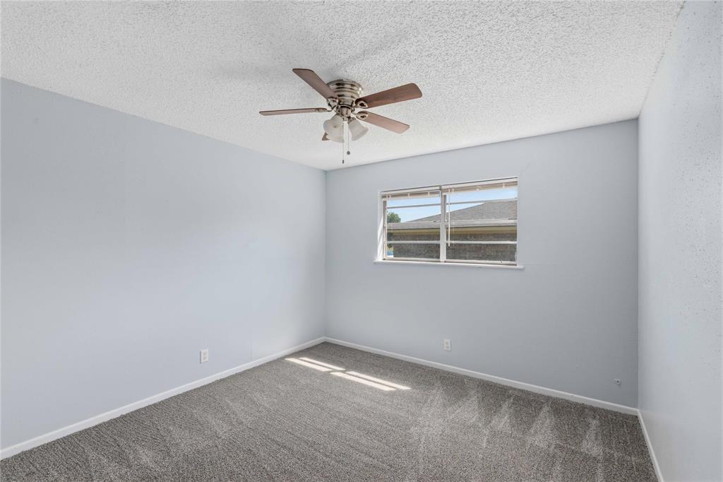 1715 Woodridge Street Property Photo 21
