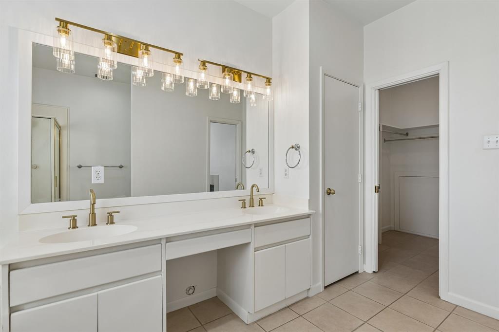 6438 Cedar Hollow Drive Property Photo 16