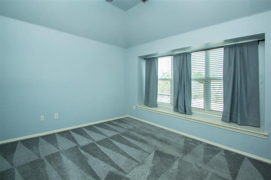 510 Creekside Drive Property Photo 11
