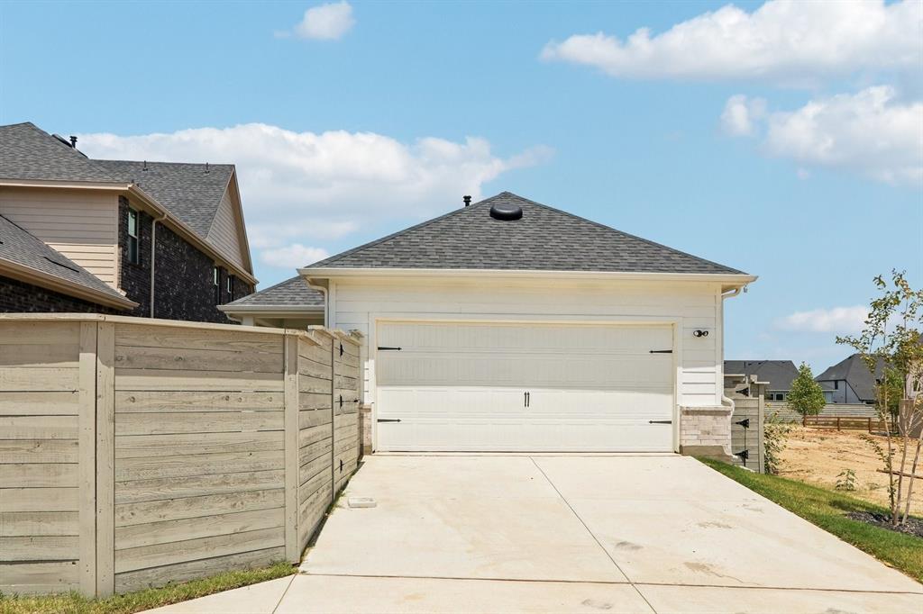 8708 Treeline Parkway Property Photo 28