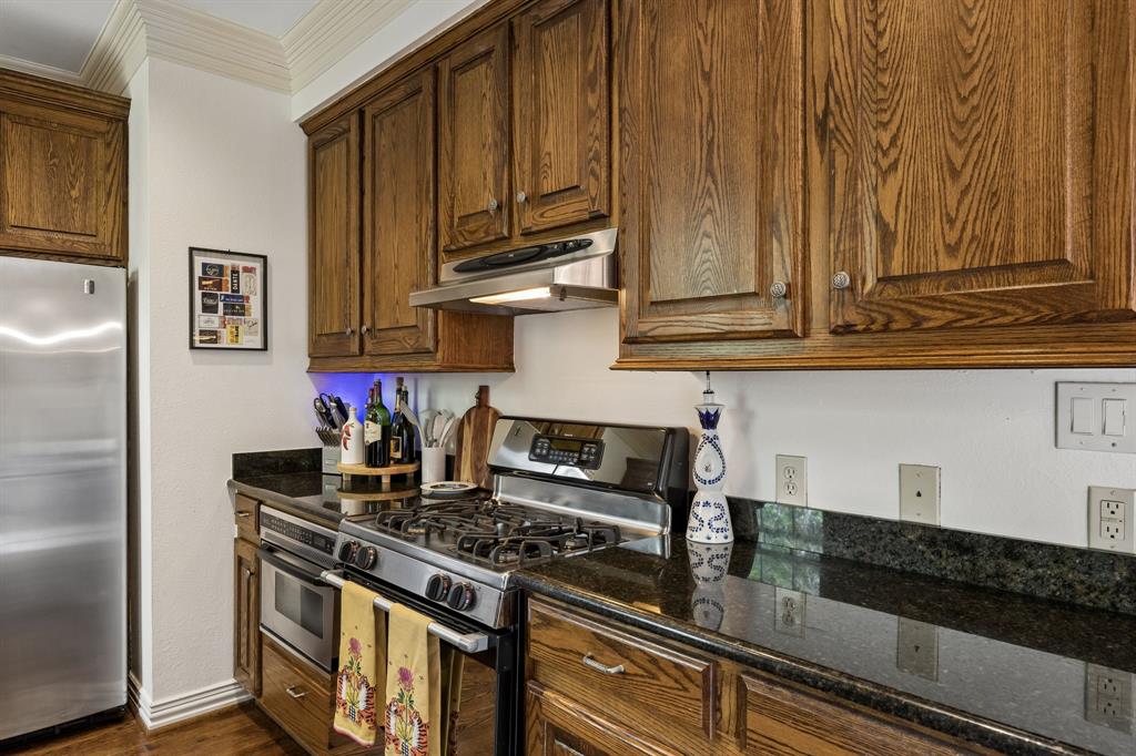 3101 Rosedale Avenue D Property Photo 8