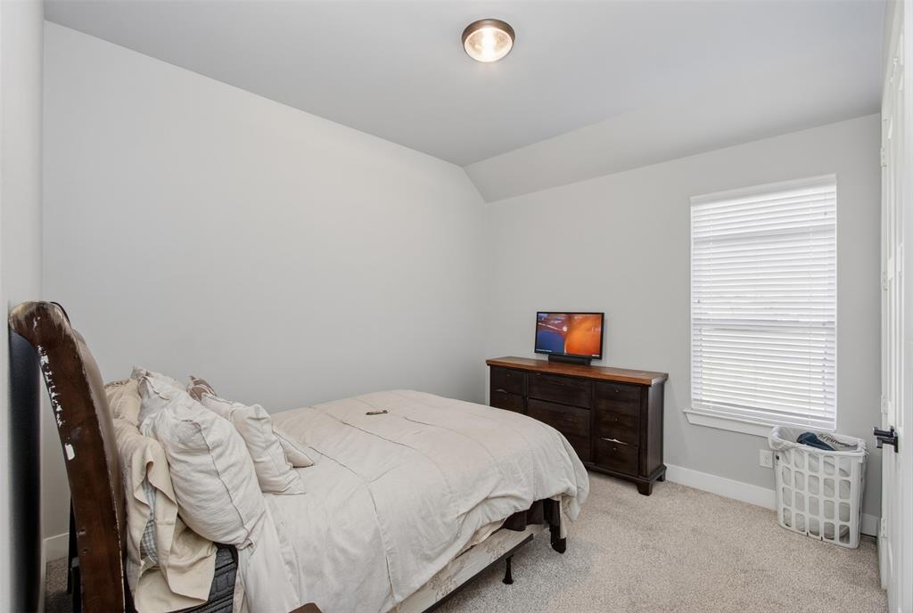 1204 Jungle Drive Property Photo 25