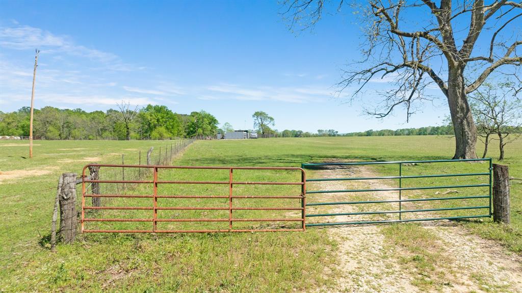 000 County Road 2356 Property Photo 27