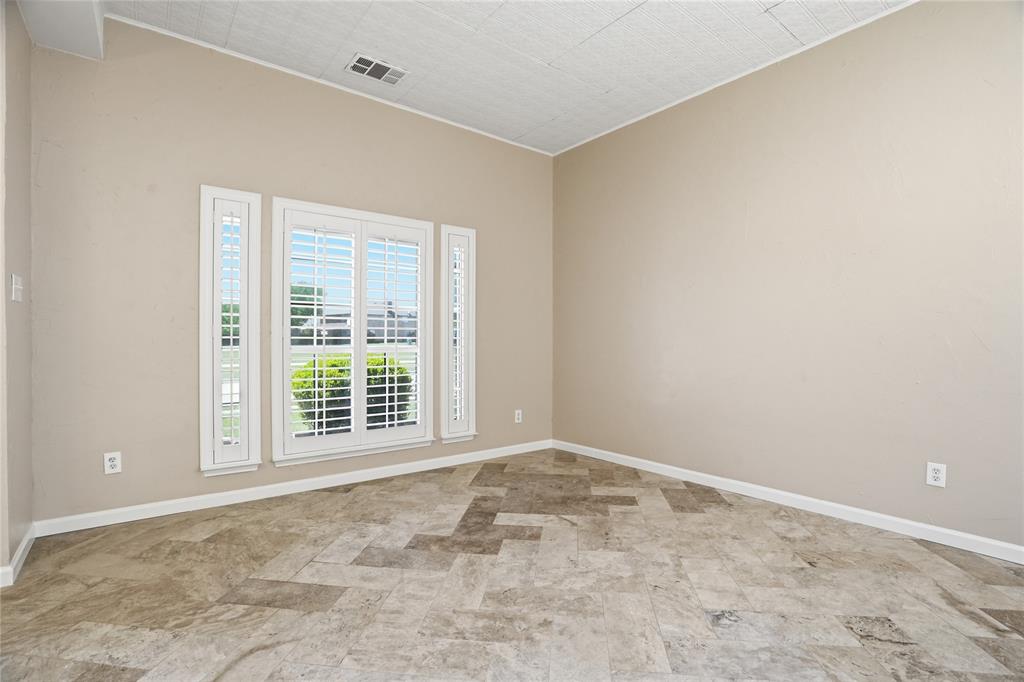 2133 Rustic Ridge Drive Property Photo 8