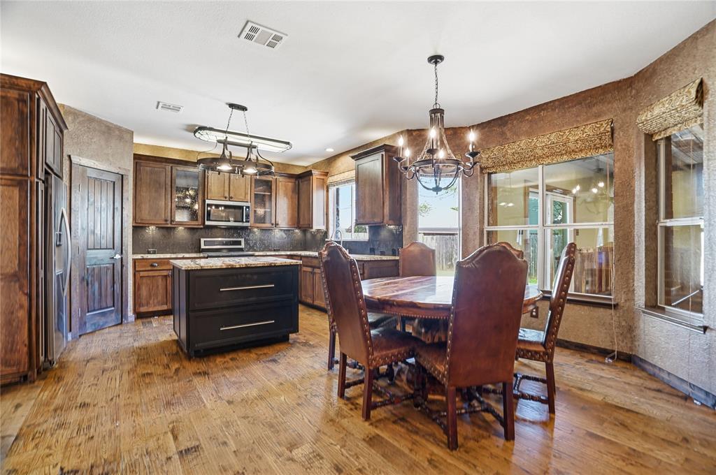 2133 Rustic Ridge Drive Property Photo 12