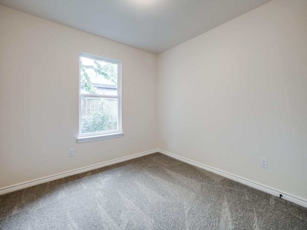 4220 Hamilton Avenue Property Photo 9
