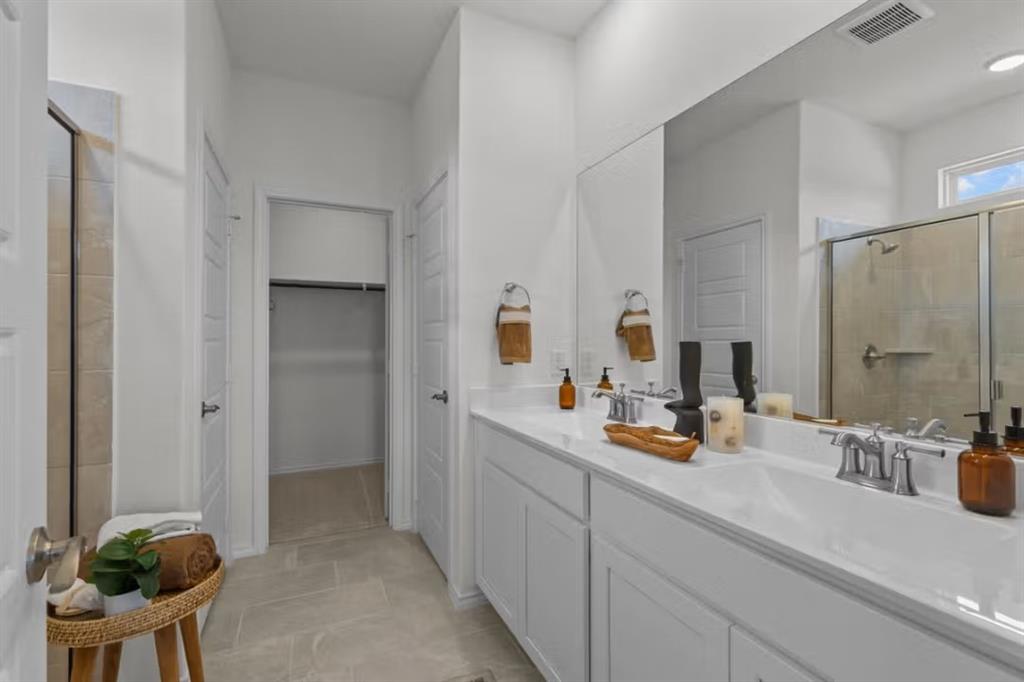 405 Jills Path Property Photo 18