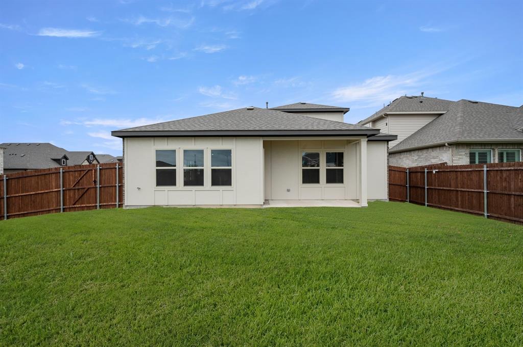 6737 Rosby Avenue Property Photo 4