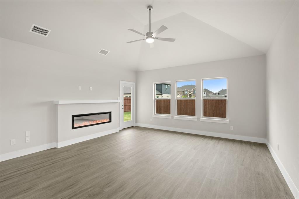 6737 Rosby Avenue Property Photo 14