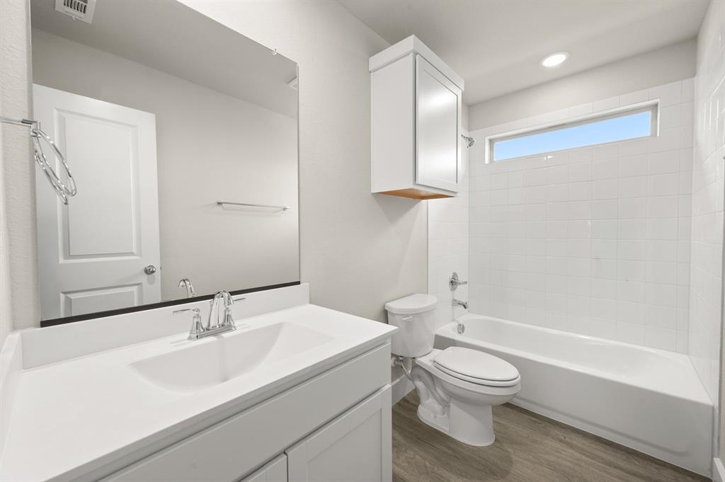 6737 Rosby Avenue Property Photo 25