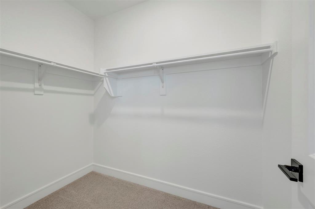 1009 Ashcroft Lane Property Photo 19