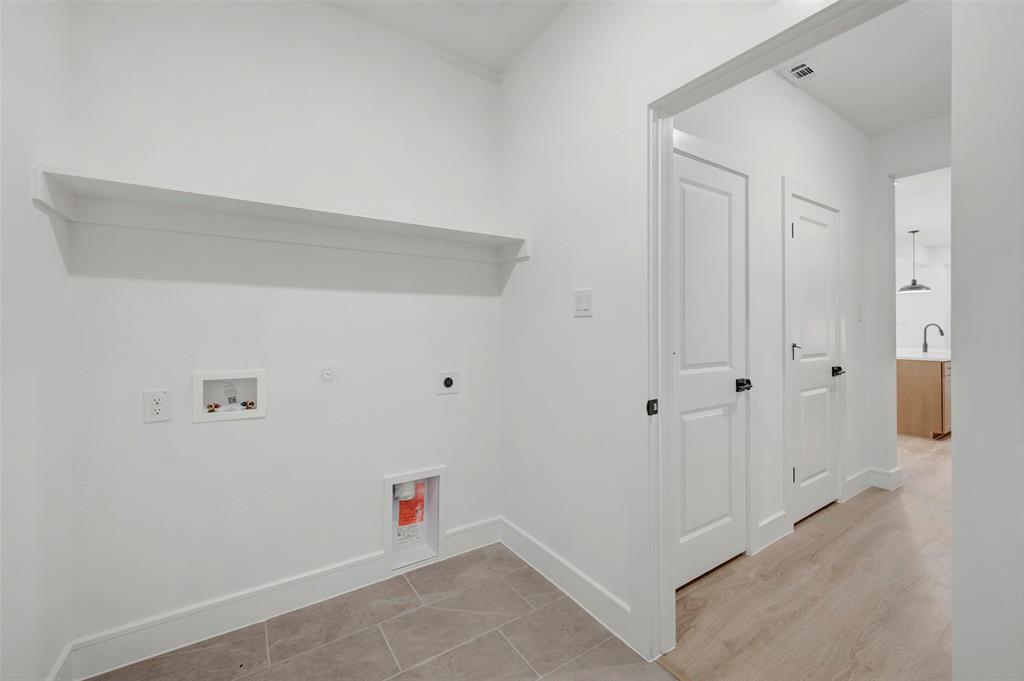 1009 Ashcroft Lane Property Photo 29