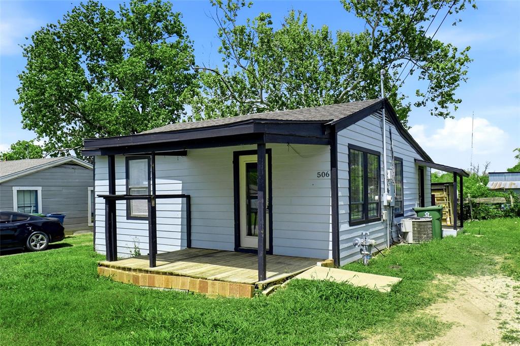 506 Bluebonnet Street Property Photo 2