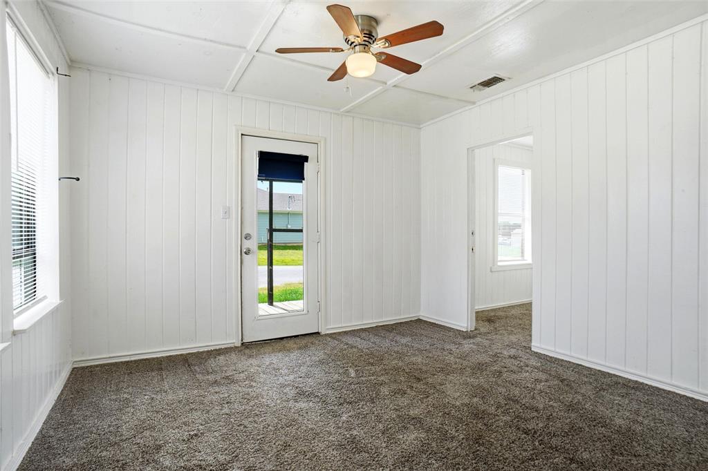 506 Bluebonnet Street Property Photo 3