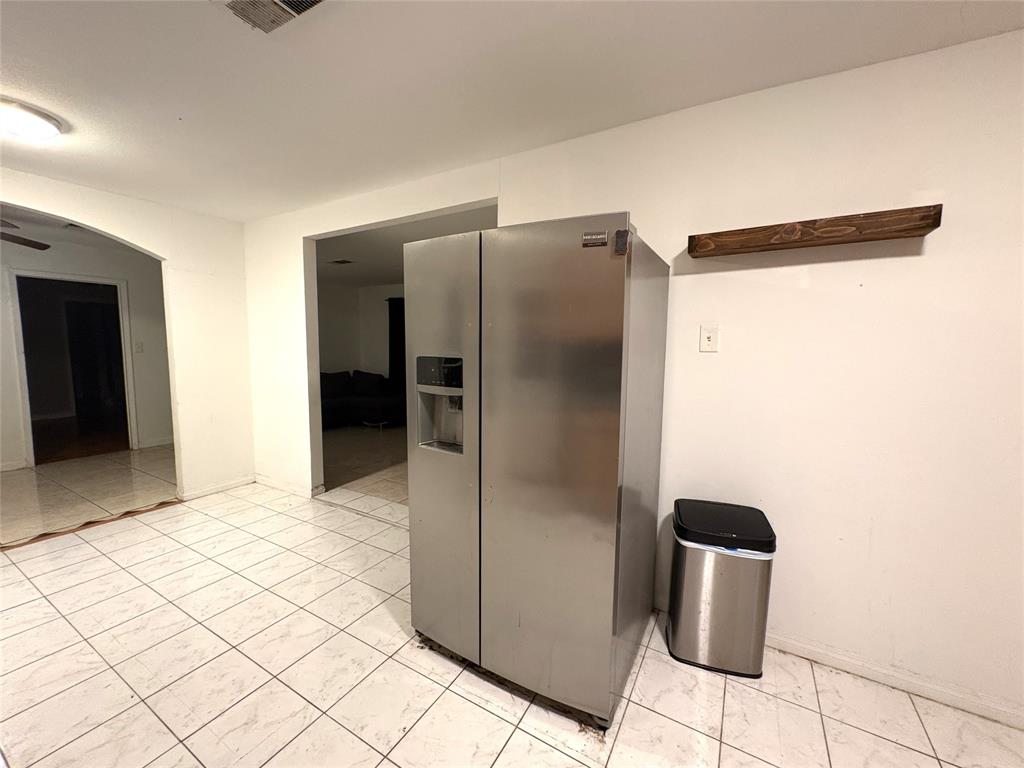 2829 Cecil Drive Property Photo 4