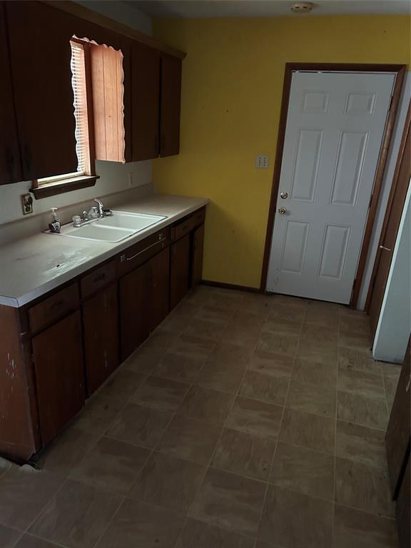 11243 County Road 897 Property Photo 5