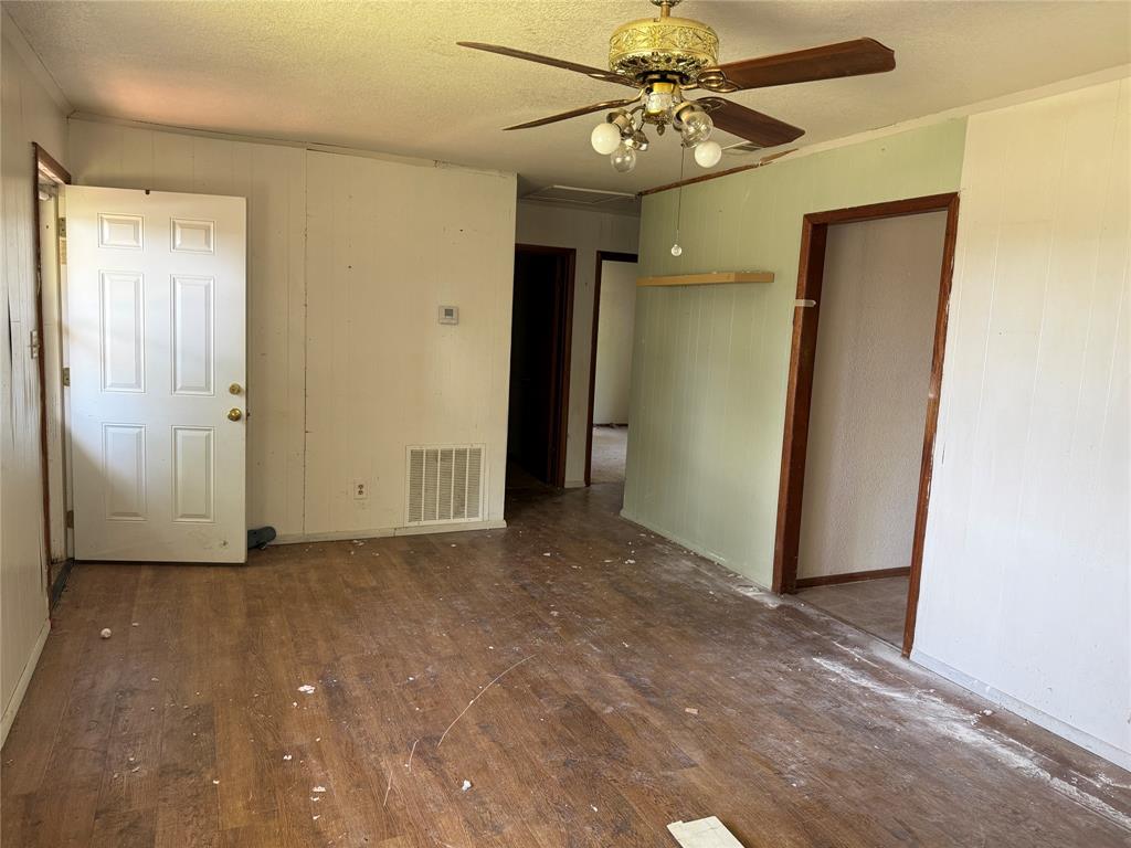 11243 County Road 897 Property Photo 7