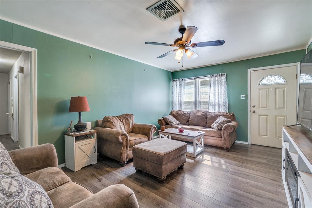 6209 Woodbine Drive Property Photo 4