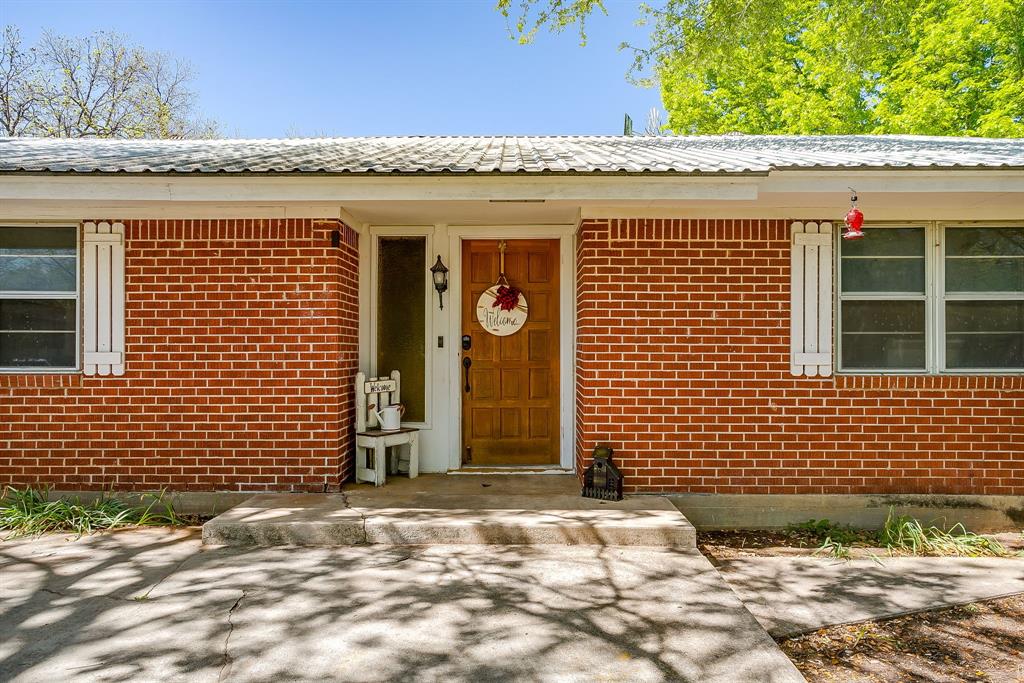8216 Cleburne Highway Property Photo 4