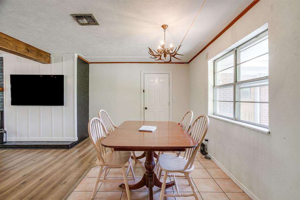 8216 Cleburne Highway Property Photo 8