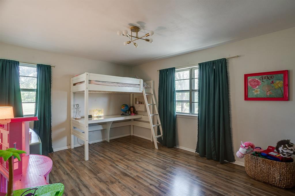 8216 Cleburne Highway Property Photo 14