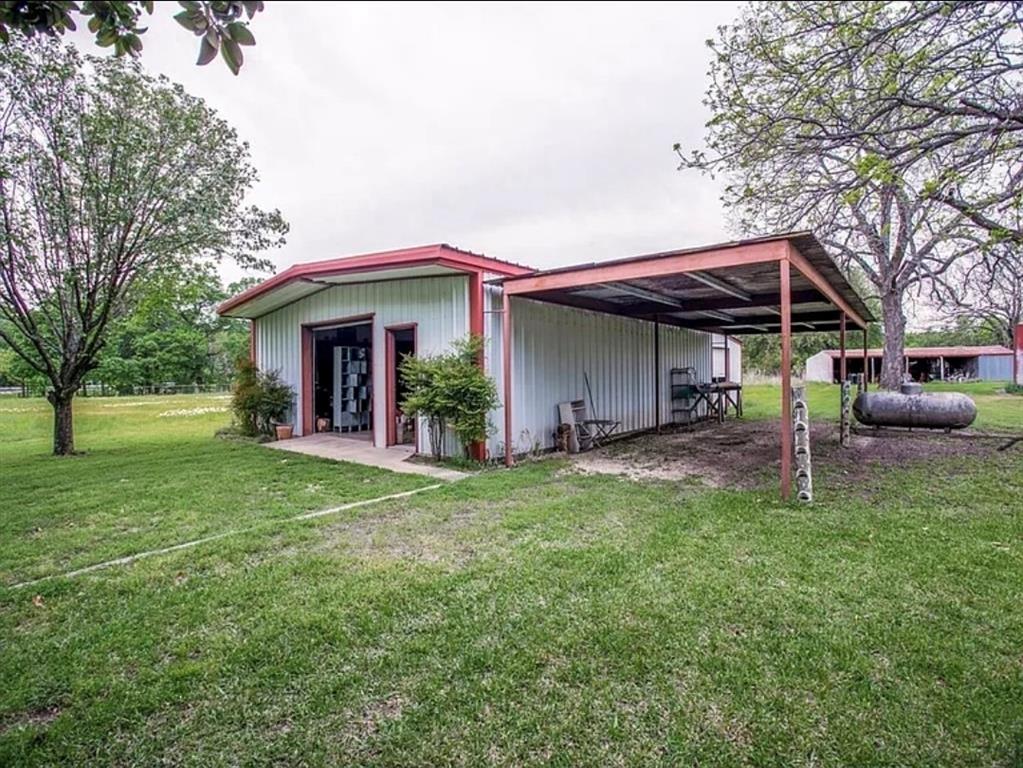 8216 Cleburne Highway Property Photo 20