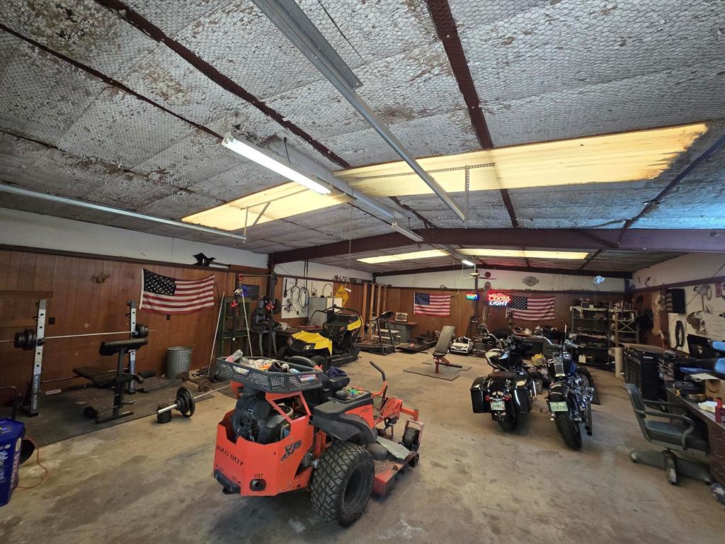 8216 Cleburne Highway Property Photo 21