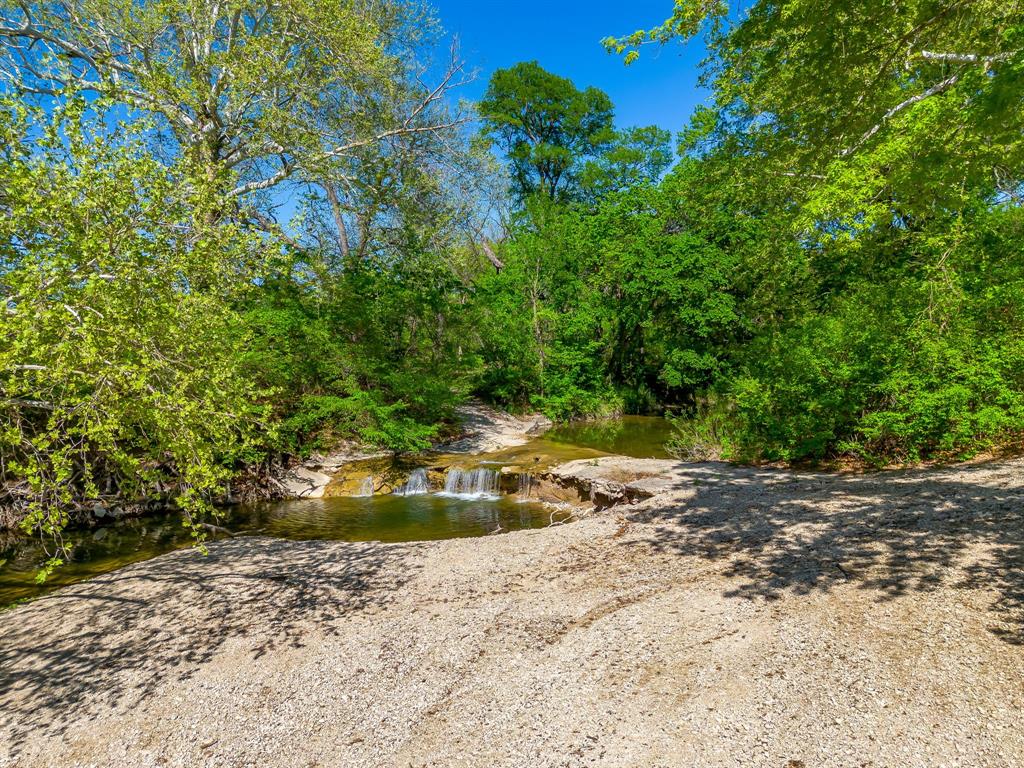 8216 Cleburne Highway Property Photo 37