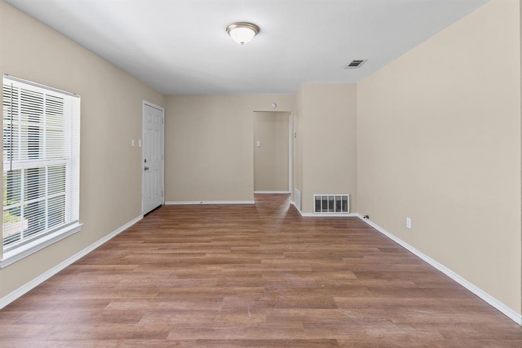1704 Langford Street Property Photo 18