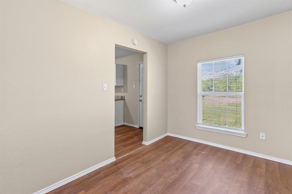 1704 Langford Street Property Photo 20