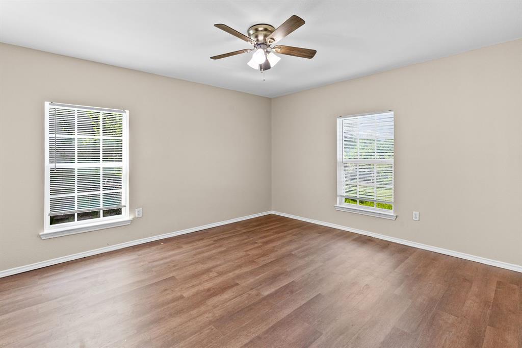 1704 Langford Street Property Photo 21