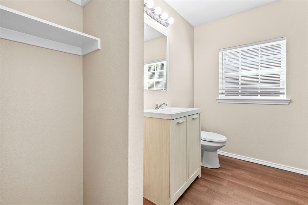 1704 Langford Street Property Photo 25
