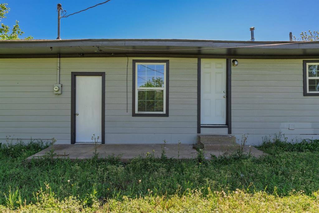 1704 Langford Street Property Photo 33