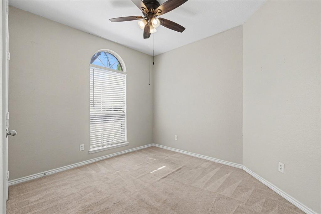 11816 Rocky Point Drive Property Photo 16