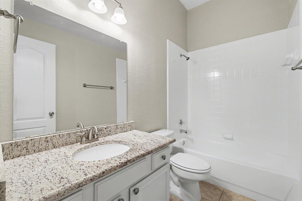 11816 Rocky Point Drive Property Photo 17