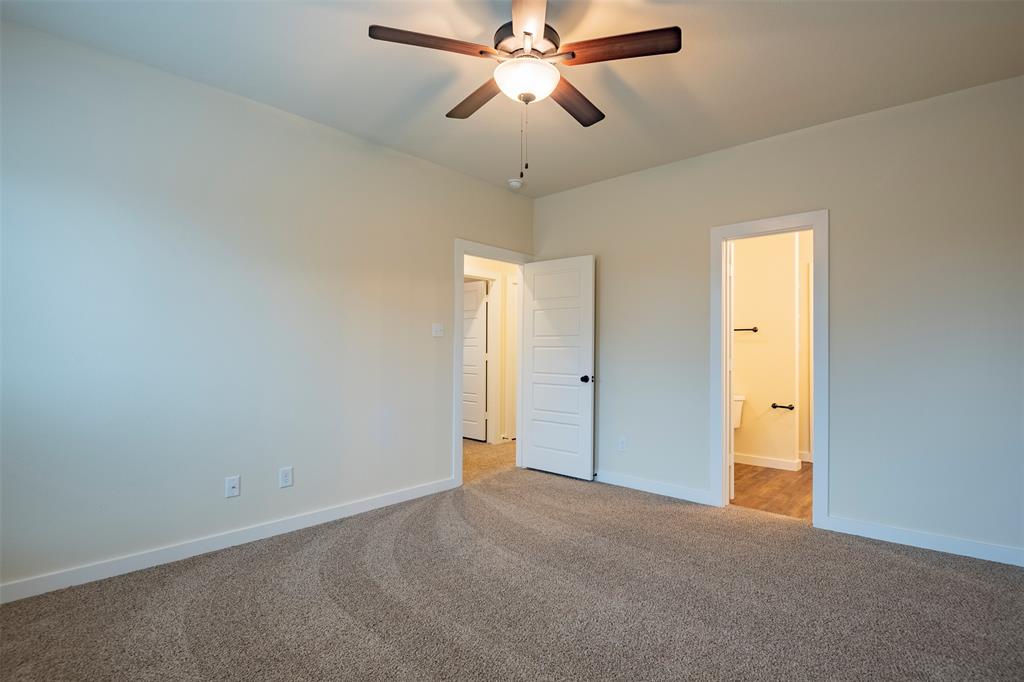 656 Wheatfield Drive Property Photo 16